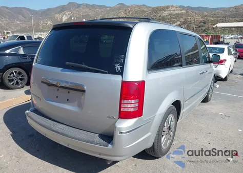 2008 Chrysler Town & Country Limited z USA, uszkodzony, nr VIN 2A8HR64X88R115717